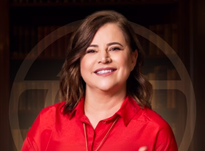 Dra. Lisandra Borges